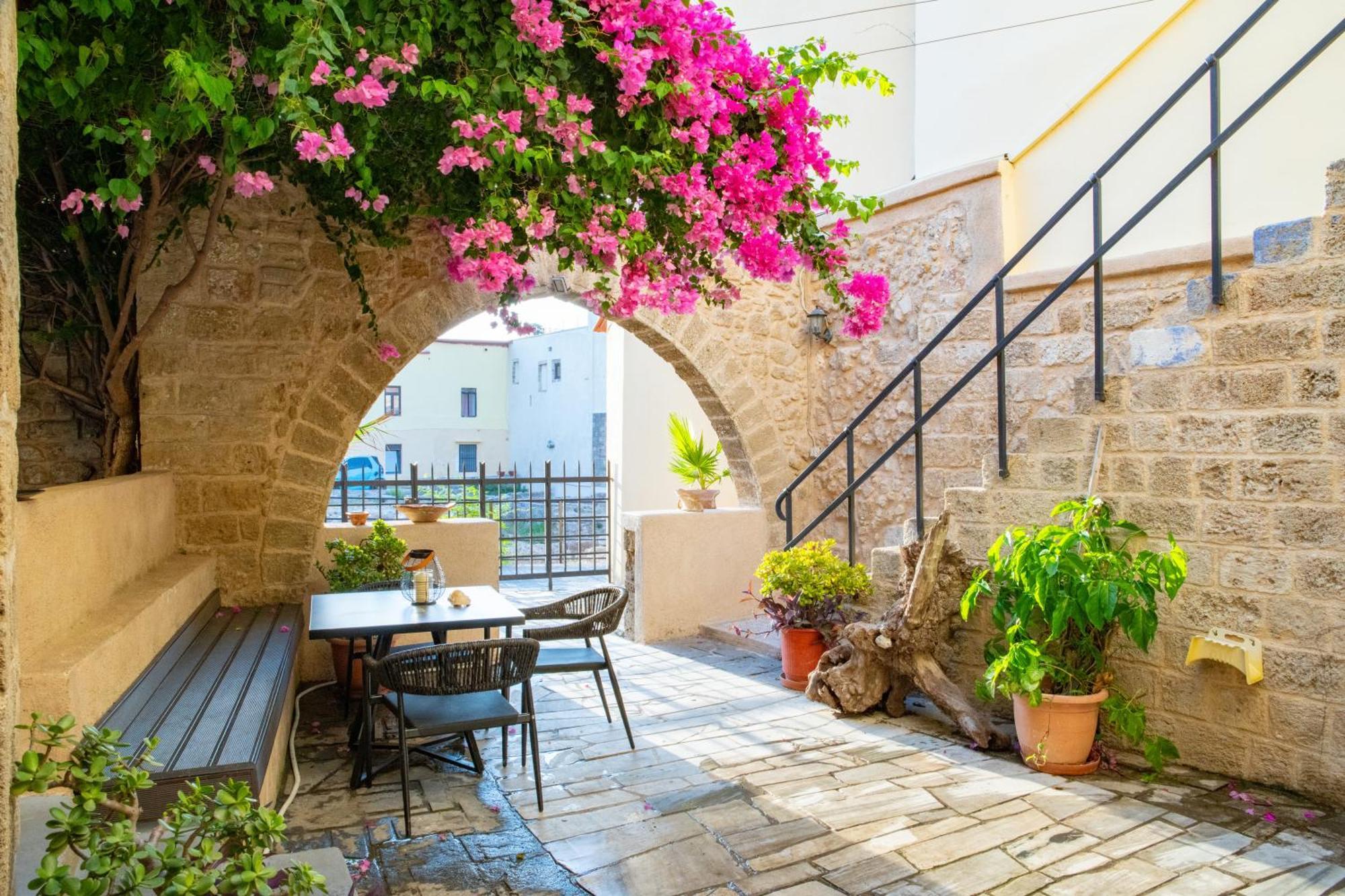 The Old Town House Lejlighed Rhodes City Eksteriør billede